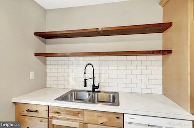 133 Spring Valley Rd, Reading, PA 19605 - photo 3