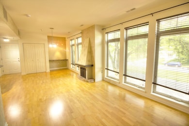 Living Room-4