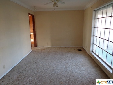 500 Avenue G, Moody, TX 76557 - photo 4