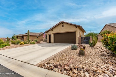 2472 E Rolling Meadow Ln, Green Valley, AZ 85614 - photo 3