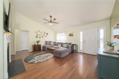 1165 Sterling Pointe Dr, King, NC 27021 - photo 4