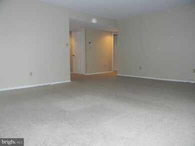 2903 Fallstaff Rd unit 204, Baltimore, MD 21209 - photo 3