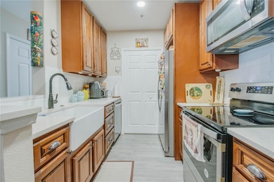 6554 Swissco Dr unit 511, Orlando, FL 32822 - photo 6