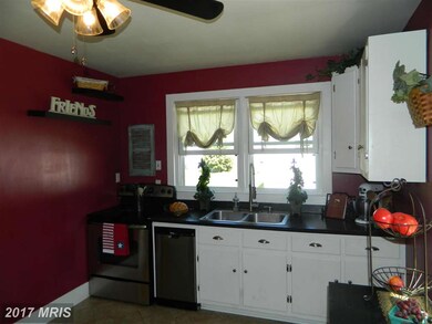 25585 Point Lookout Rd, Leonardtown, MD 20650 - photo 4