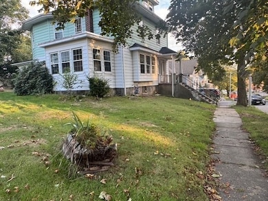 91 Standish St, Worcester, MA 01604 - photo 2