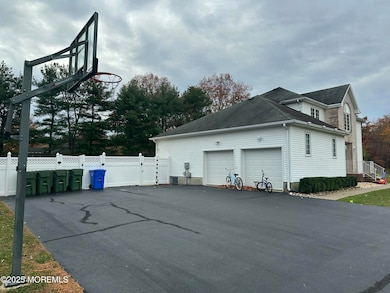 63 Jamestown Dr, Eatontown, NJ 07724 - photo 2