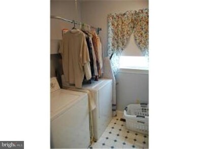 612 Walnut St, Lansdale, PA 19446 - photo 7