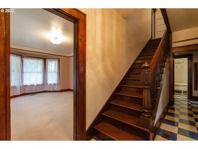 423 W C St, Rainier, OR 97048 - photo 3
