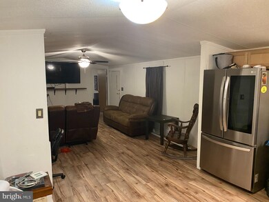 4660 Sycamore Grove Rd unit 61, Chambersburg, PA 17202 - photo 3