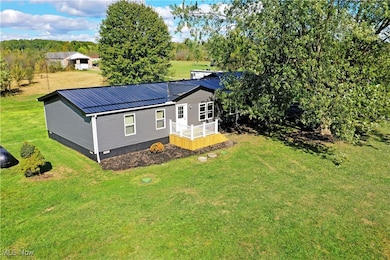 4448 McConnell East Rd, Southington, OH 44470 - photo 5