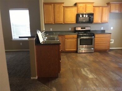 2520 Cedar Dr, Sapulpa, OK 74066 - photo 4