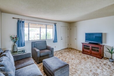 3556ChemehueviBlvdHDR_07