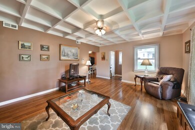 8109 Hull Dr, Glenside, PA 19038 - photo 6