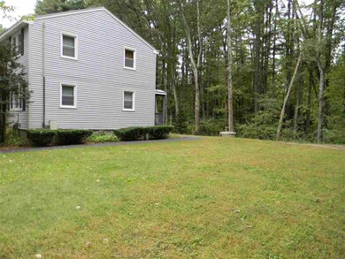 98 Granite St, Londonderry, NH 03053 - photo 4