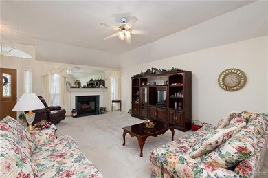 315 Karen Dr, Alamo, TX 78516 - photo 2
