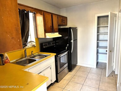 6378 Delacy Rd, Jacksonville, FL 32244 - photo 3