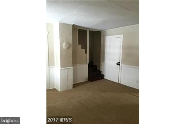 537 Longmarsh Rd, Berryville, VA 22611 - photo 3