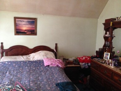 94 Meadow St, North Adams, MA 01247 - photo 7