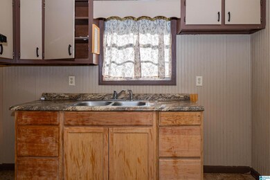 2300 Roberta Rd, Birmingham, AL 35214 - photo 4