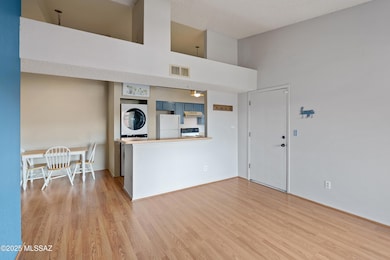 2 Interiors-2