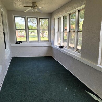 2322 Guthrie Ave, Des Moines, IA 50317 - photo 6