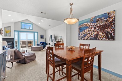 260 N Pacific St, Rockaway Beach