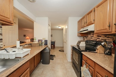 7 Bartemus Trail, Nashua, NH 03063 - photo 4