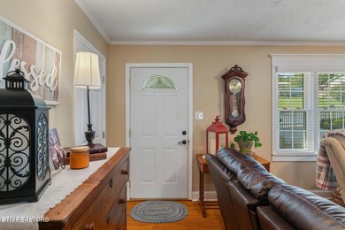 9-web-or-mls-20 Webster Court