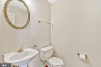 13501 George Wythe Ct, Herndon, VA 20171 - photo 7