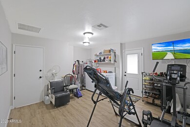 9629 W Calico Dr, Sun City, AZ 85373 - photo 4