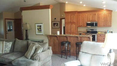 1426 Gettysburg Dr, Wapakoneta, OH 45895 - photo 5