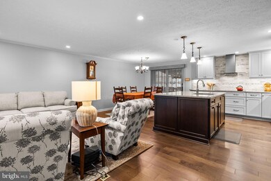 123 Independence Dr, Morrisville, PA 19067 - photo 5