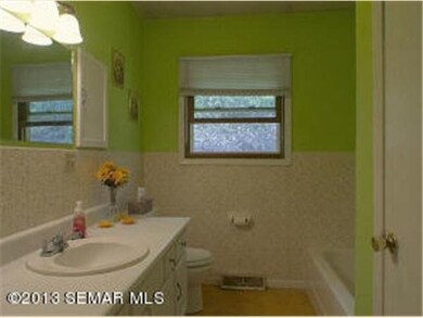 265 Riverview Dr, Dakota, MN 55925 - photo 2