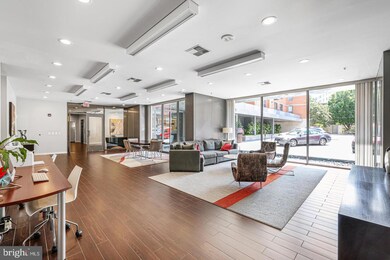 The Connecticut unit T6, Washington, DC 20008 - photo 4