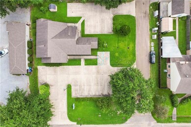 1010 W 21st Ave, Covington, LA 70433 - photo 2