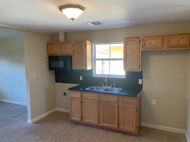 4858 Montegut Dr, New Orleans, LA 70126 - photo 4