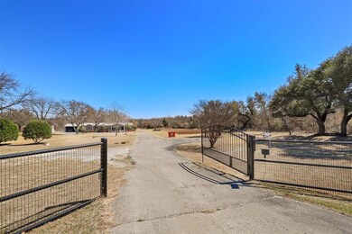 1726 N Main St, Weatherford, TX 76085 - photo 3