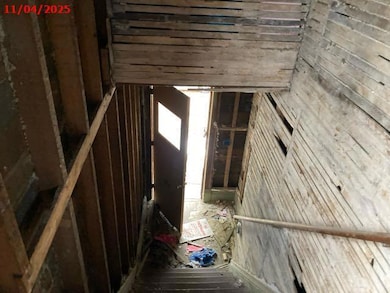 2817 N 18th St unit 2819, Milwaukee, WI 53206 - photo 2