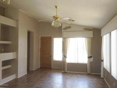 ENTRY/LIVING ROOM