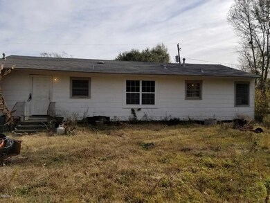 1505 Adcox Rd-Rear of Home