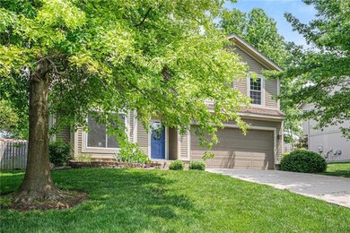 5201 Lakecrest Dr, Shawnee, KS 66218 - photo 3