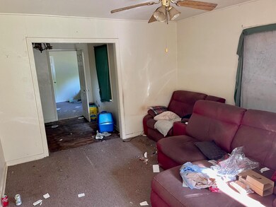 828 Hickam Dr, Wake Village, TX 75501 - photo 5