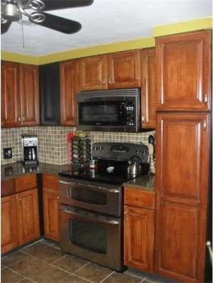 202 Shawmut St, Springfield, MA 01108 - photo 5