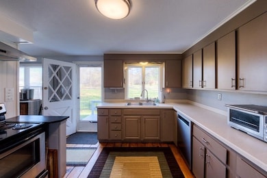 33 Upper Palmer Rd, Monson, MA 01057 - photo 5