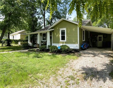 803 NW B St, Bentonville, AR 72712 - photo 2