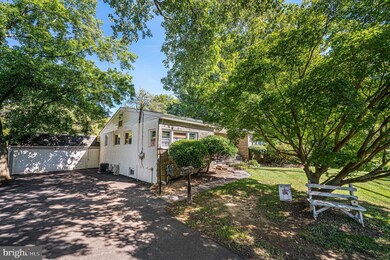 1401 Bullens Ln, Woodlyn, PA 19094 - photo 2