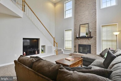 42921 Ellzey Dr, Broadlands, VA 20148 - photo 6