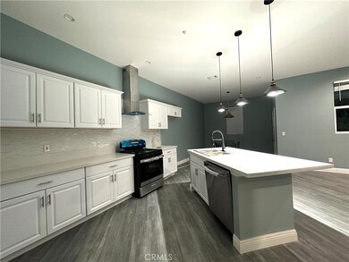 14415 Holly Dr, Victorville, CA 92395 - photo 6