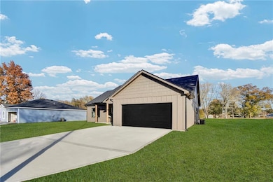 502 Washington St, East Lynne, MO 64743 - photo 7