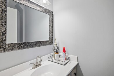 web_Number 8 Townhomes 8896 _34